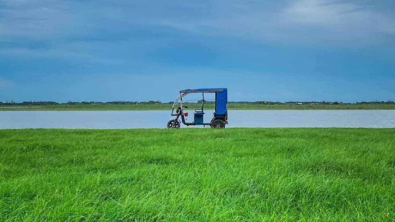 ঊনবর্ষায় হাকালুকি হাওর