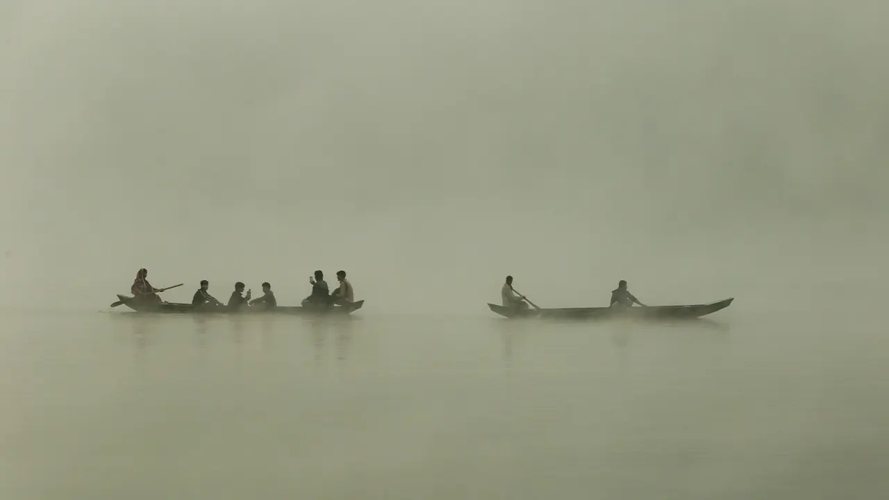 ঋতুর পরিবর্তনে প্রকৃতিকে স্পর্শ করেছে শীতের আমেজ। ছবি : মোহাম্মদ সুমন।