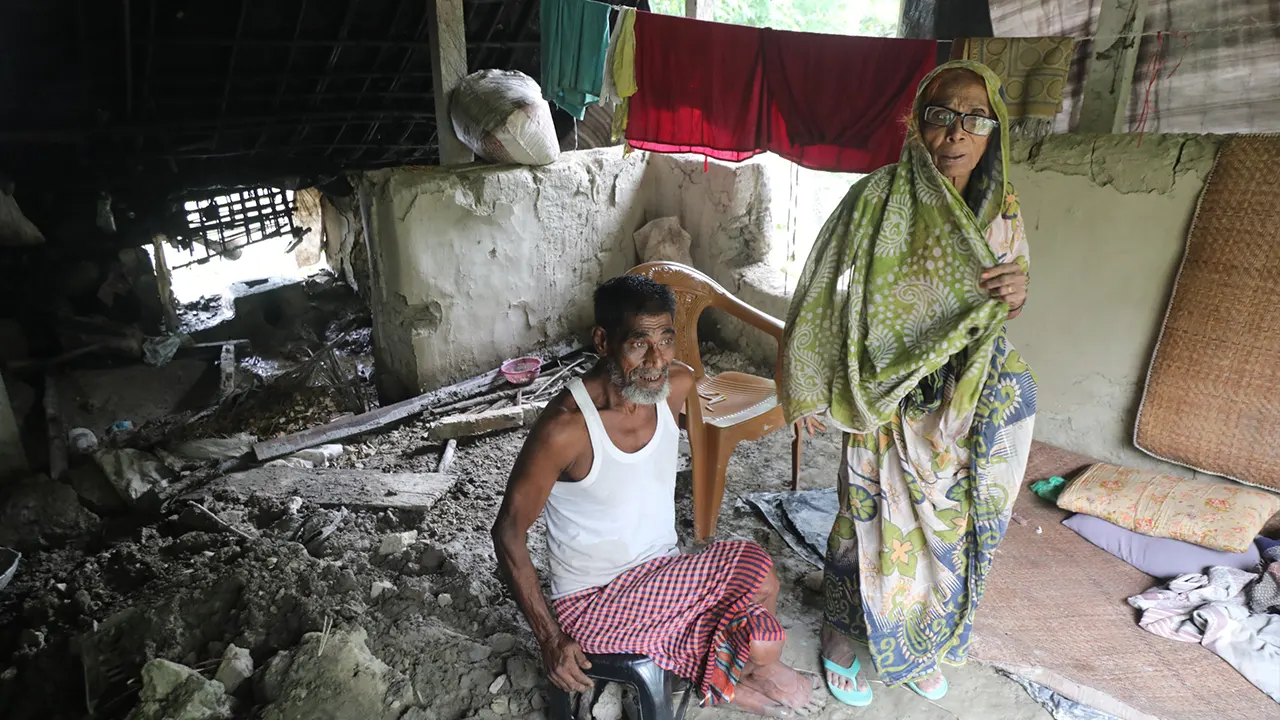 চট্টগ্রামের বাঁশখালীতে বাহারছড়া ইউনিয়নের বন্যাদুর্গত এলাকার চিত্র। ছবি : মোহাম্মদ সুমন