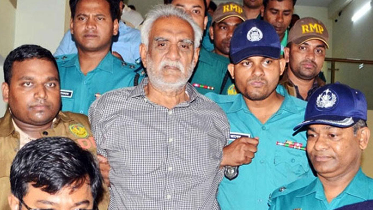 গ্রেপ্তার বিএনপি নেতা চাঁদ।
