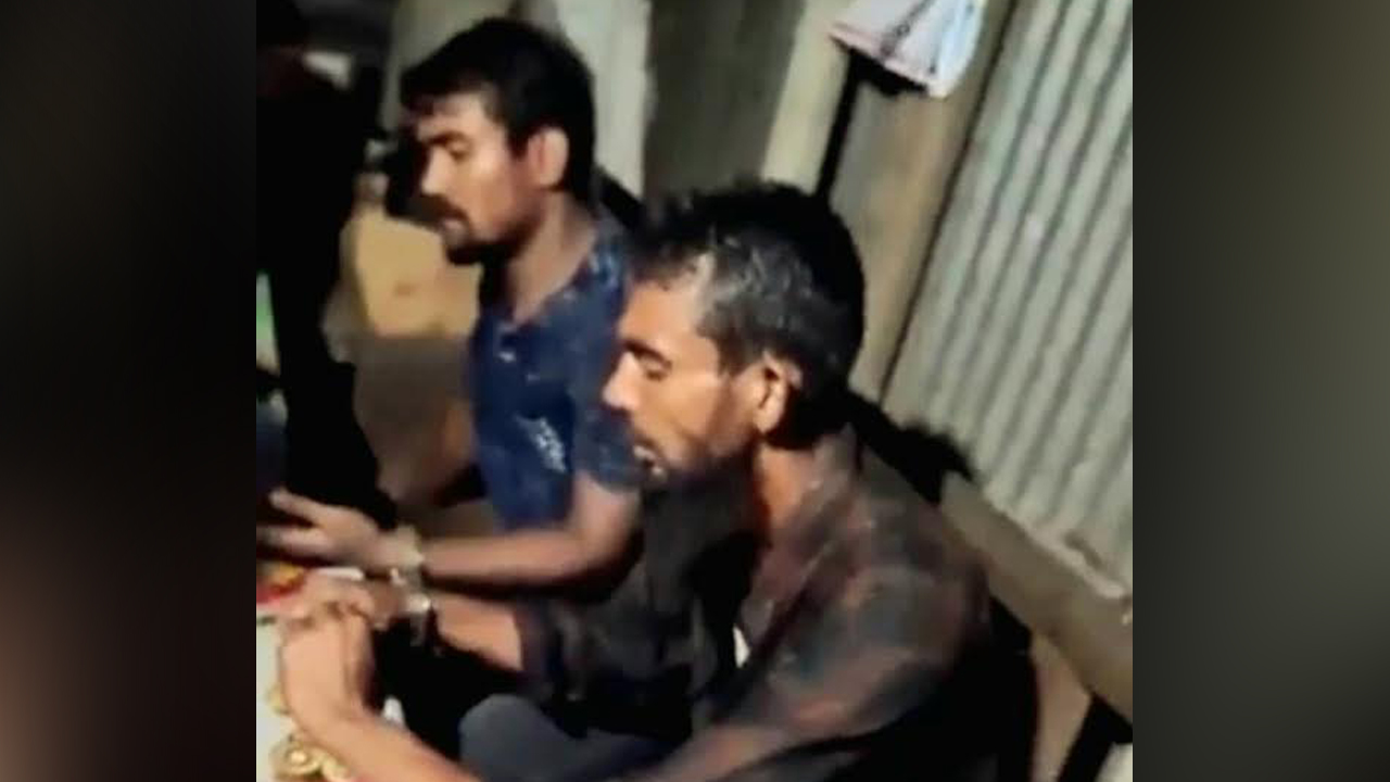 গ্রেপ্তার সজীব ও মনসুর। ছবি : কালবেলা