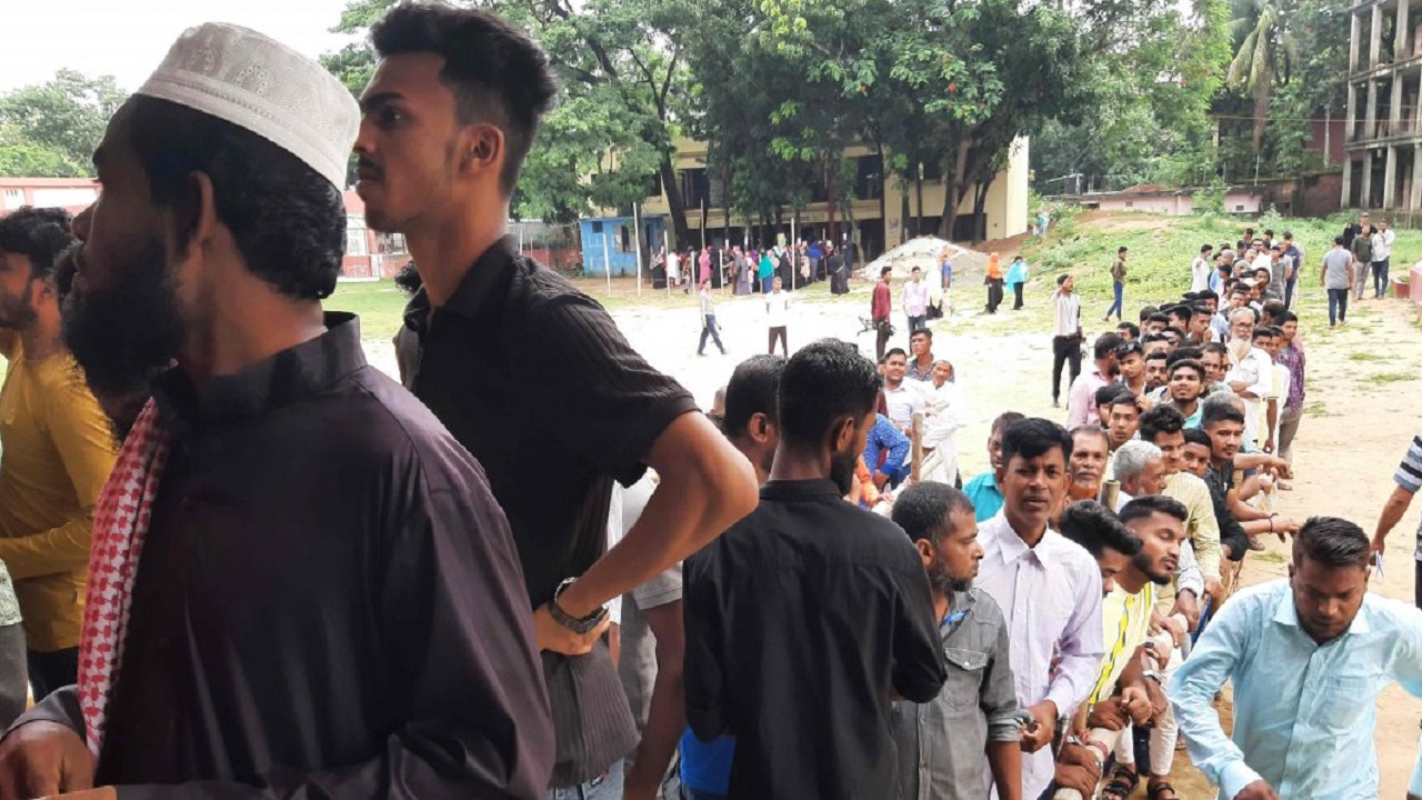 কক্সবাজার পৌর নির্বাচনের একটি ভোটকেন্দ্র। ছবি : সংগৃহীত