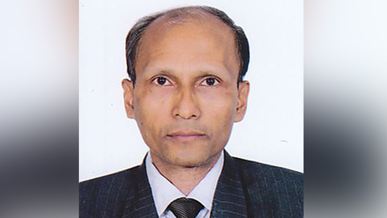 শিক্ষা গবেষক মাছুম বিল্লাহ। ছবি : সংগৃহীত