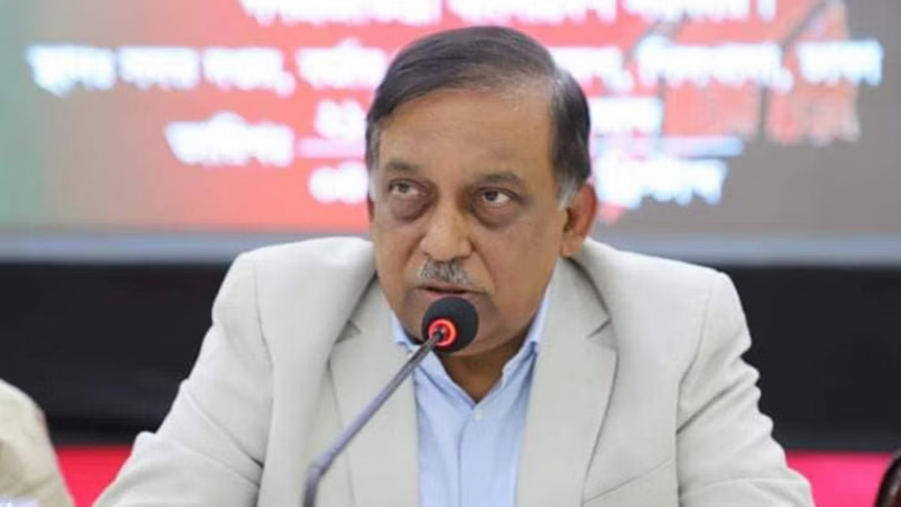 স্বরাষ্ট্রমন্ত্রী আসাদুজ্জামান খান কামাল। পুরোনো ছবি