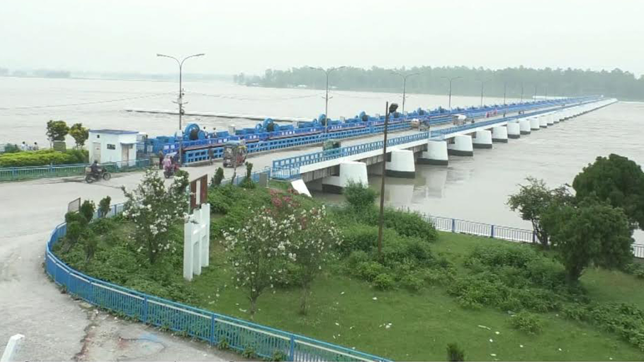  নীলফামারীর তিস্তা ব্যারেজ। ছবি : সংগৃহীত