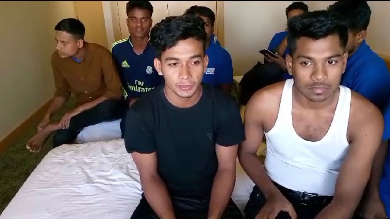বাংলাদেশি প্রবাসী । ছবি : সংগৃহীত