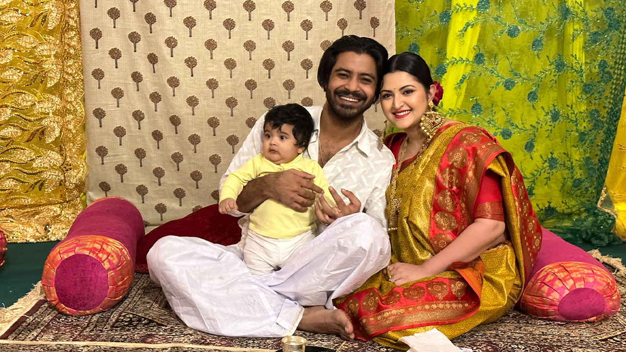 ঢাকাই সিনেমার তারকা দম্পতি রাজ-পরী। ছবি : সংগৃহীত