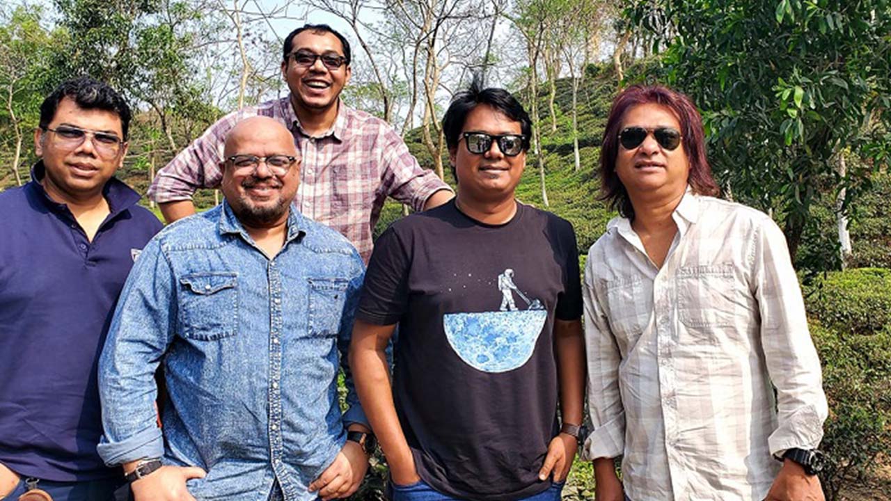 সোলস্ ব্যান্ডের সদস্যরা। ছবি : সংগৃহীত