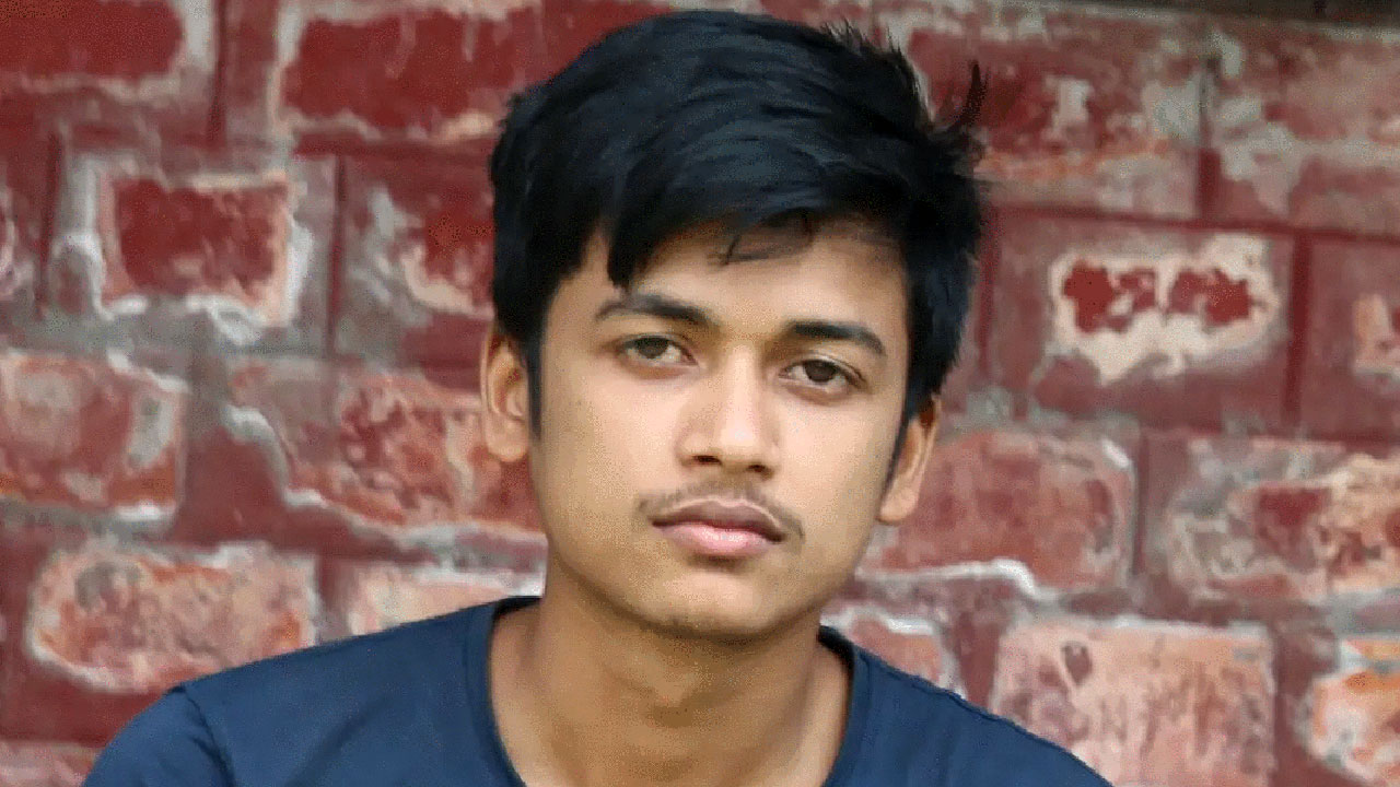 রাজশাহী বিশ্ববিদ্যালয়ের শিক্ষার্থী মোজাহিদ হাসান। ছবি : সংগৃহীত