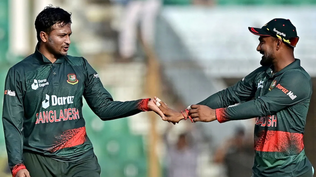 টাইগারদের প্রথম সাফল্য এনে দেন সাকিব। ছবি : সংগৃহীত