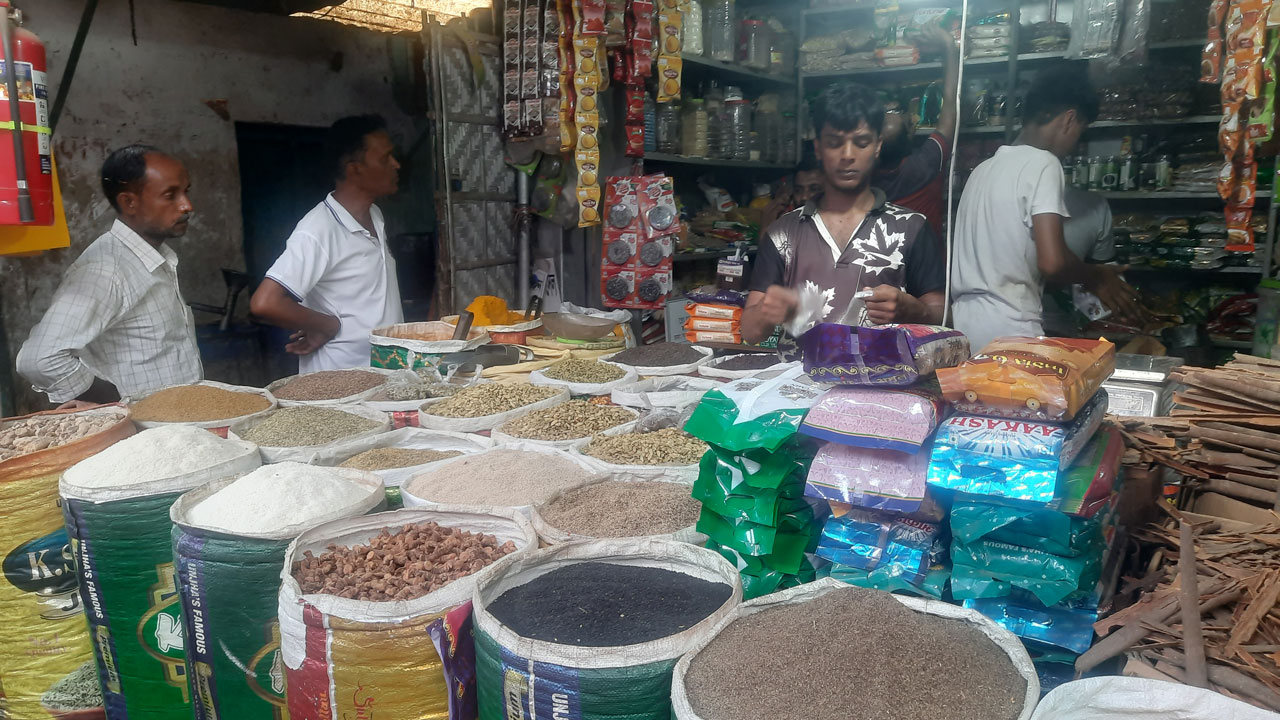 মুদি দোকান। ছবি : সংগৃহীত