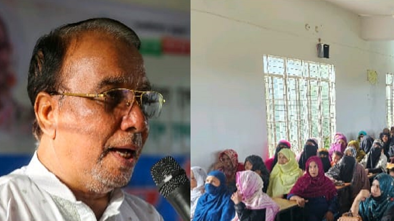 সাতকানিয়া উপজেলা আওয়ামী লীগের সভাপতি ও উপজেলা পরিষদের চেয়ারম্যান এম এ মোতালেব (বায়ে) ও মহিলা লীগের নেতাকর্মীরা। ছবি : কালবেলা