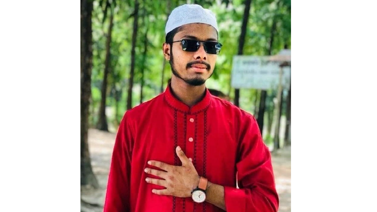 কলেজছাত্র আবদুল হাকিম ফরহাদ জিকু। ছবি : সংগৃহীত