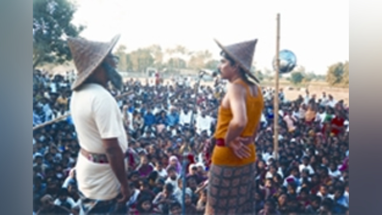 গম্ভীরা লোকগানের অনুষ্ঠান। ছবি : সৌজন্য