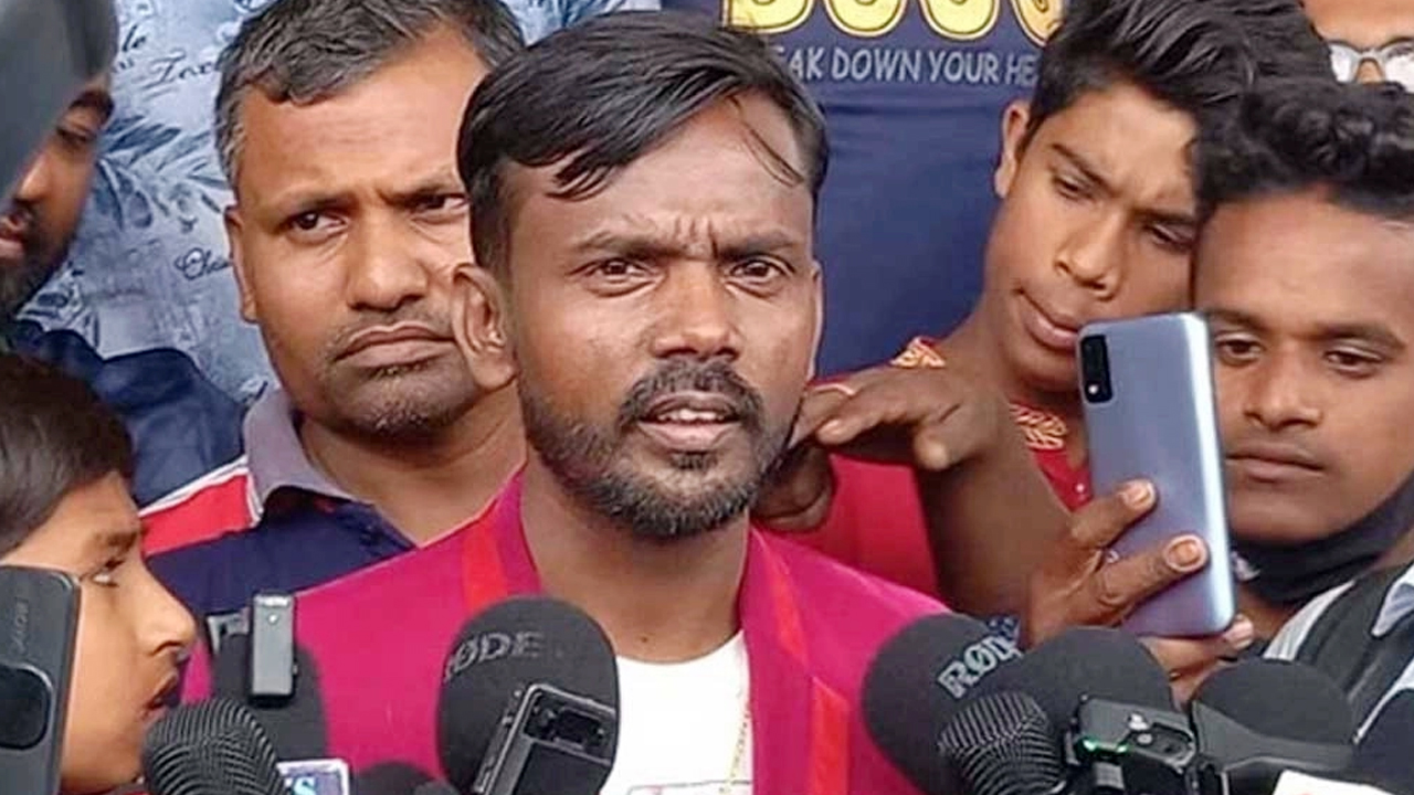 ছবি : আশরাফুল হোসেন আলম ওরফে হিরো আলম