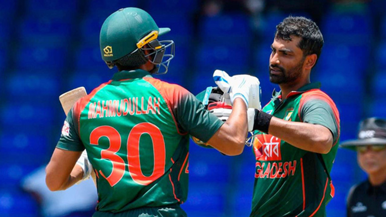 বাংলাদেশ অধিনায়ক তামিম ইকবাল ও অলরাউন্ডার মাহমুদউল্লাহ রিয়াদ। ছবি : সংগৃহীত