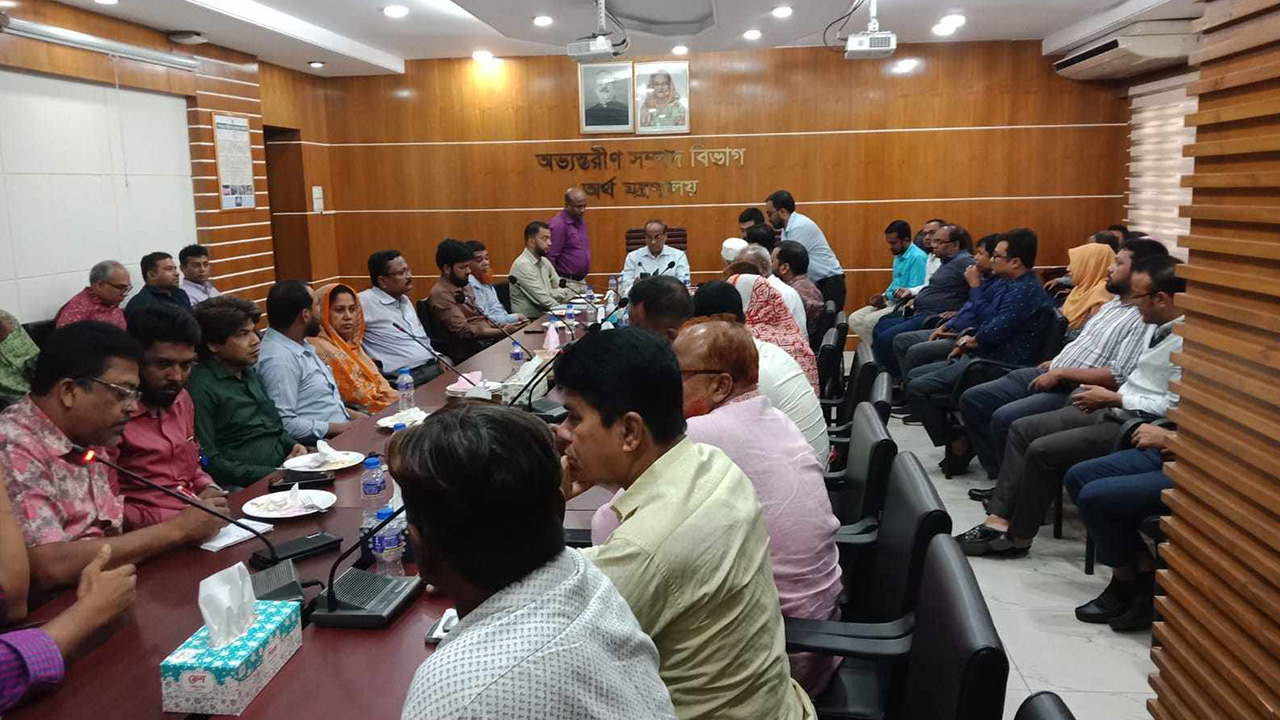 শোক দিবস পালনে সচিবালয়ে তৃতীয় প্রস্তুতি সভা। ছবি : কালবেলা