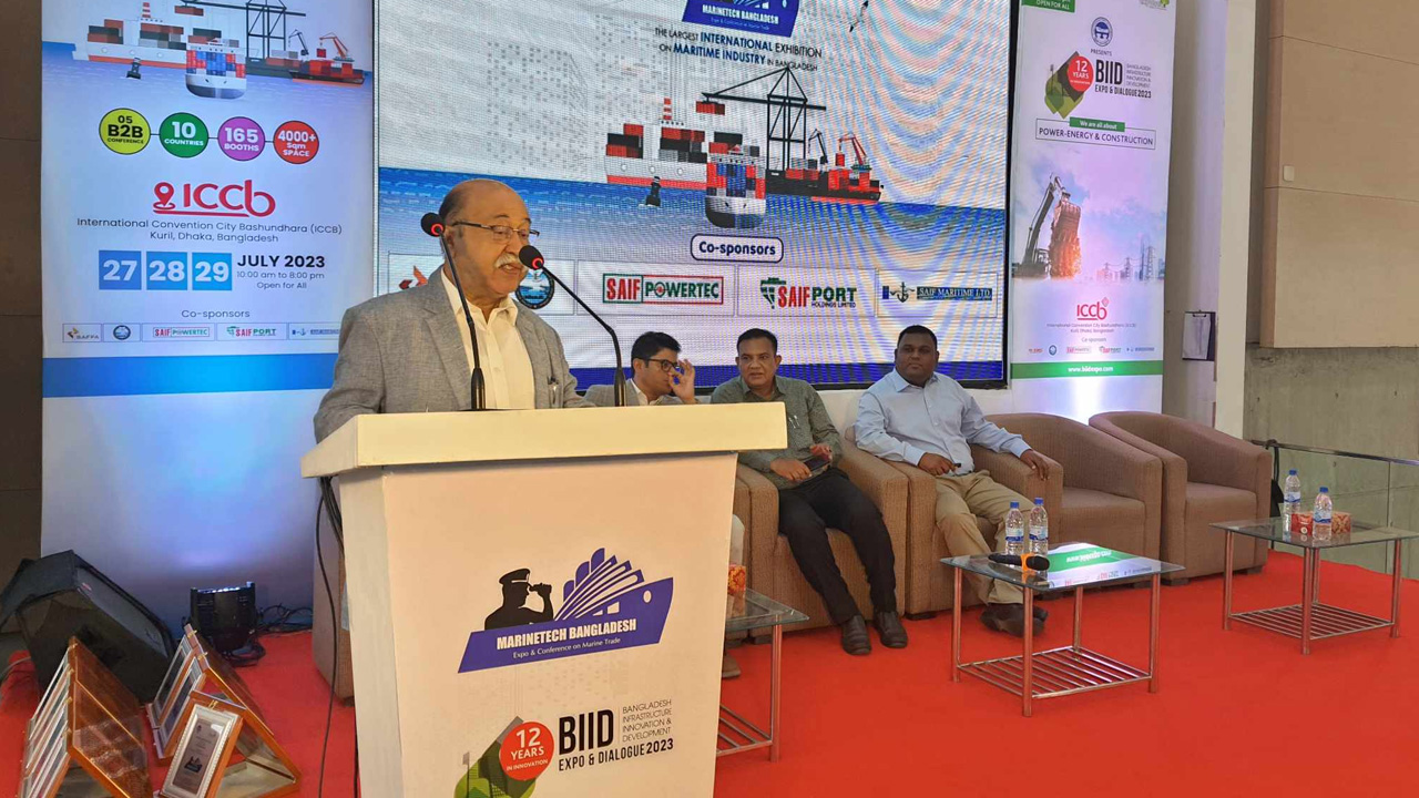 শিল্পমন্ত্রী নুরুল মজিদ মাহমুদ হুমায়ুন। ছবি : কালবেলা