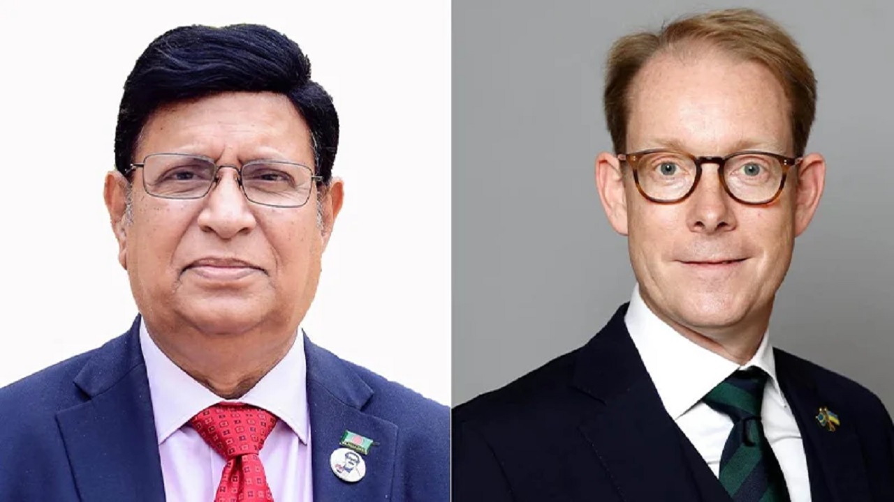 পররাষ্ট্রমন্ত্রী ড. এ কে আবদুল মোমেন ও সুইডেনের পররাষ্ট্রমন্ত্রী টোবিয়াস বিলস্ট্রোম। ছবি : সংগৃহীত