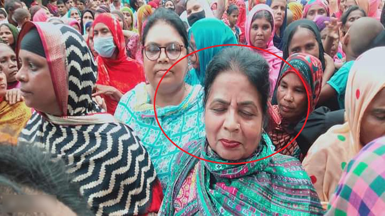 দলীয় কর্মসূচিতে গাওকুড়া জবেদা খাতুন সরকারি প্রাথমিক বিদ্যালয়ের সহকারী শিক্ষিকা নাছিমা খাতুন। ছবি : সংগৃহীত