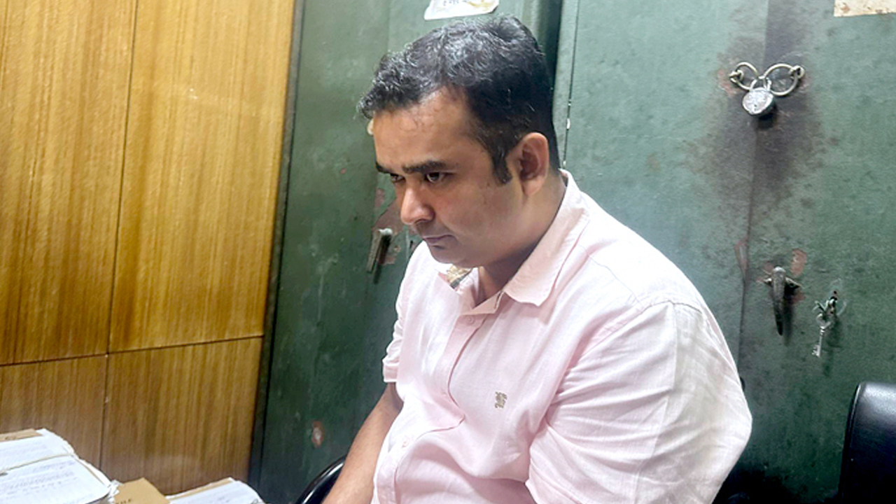 ছবি : দেলোয়ার হোসেন