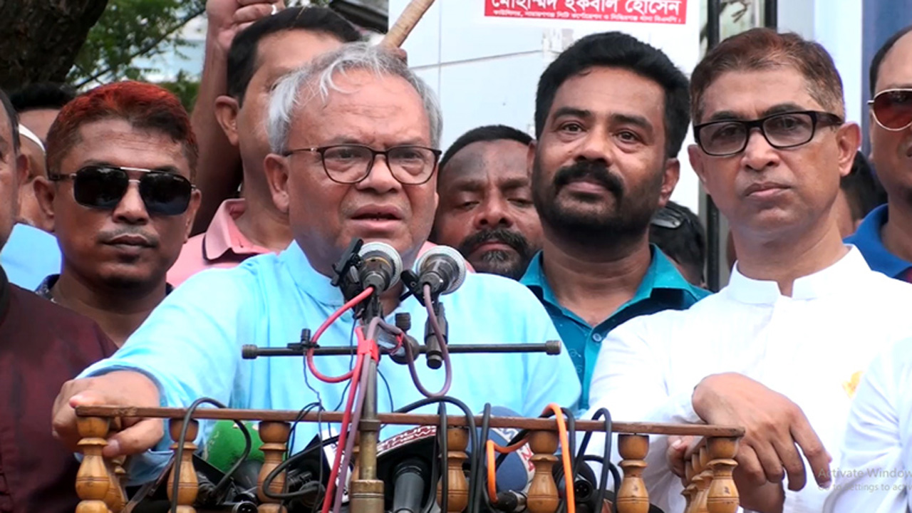 বিএনপির সিনিয়র যুগ্ম মহাসচিব রুহুল কবির রিজভী। ছবি: সংগৃহীত