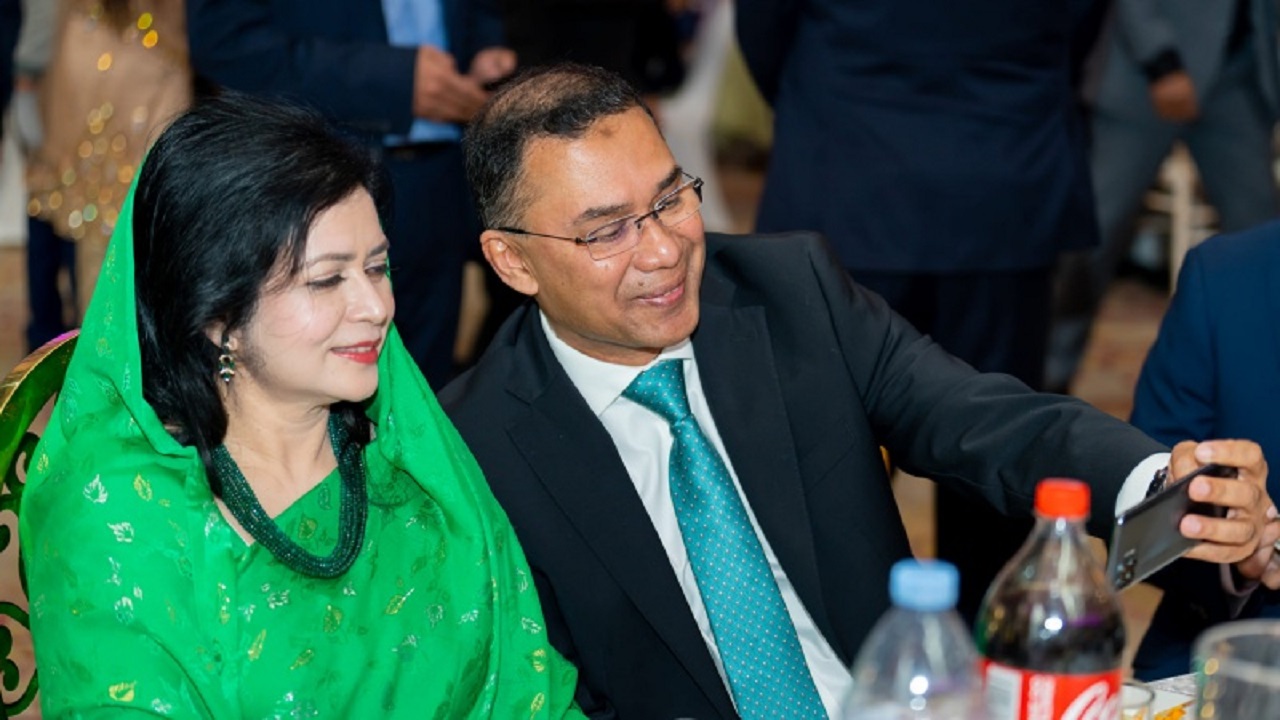 বিএনপির ভারপ্রাপ্ত চেয়ারম্যান তারেক রহমান ও তার স্ত্রী ডা. জোবাইদা রহমান। ছবি: সংগৃহীত