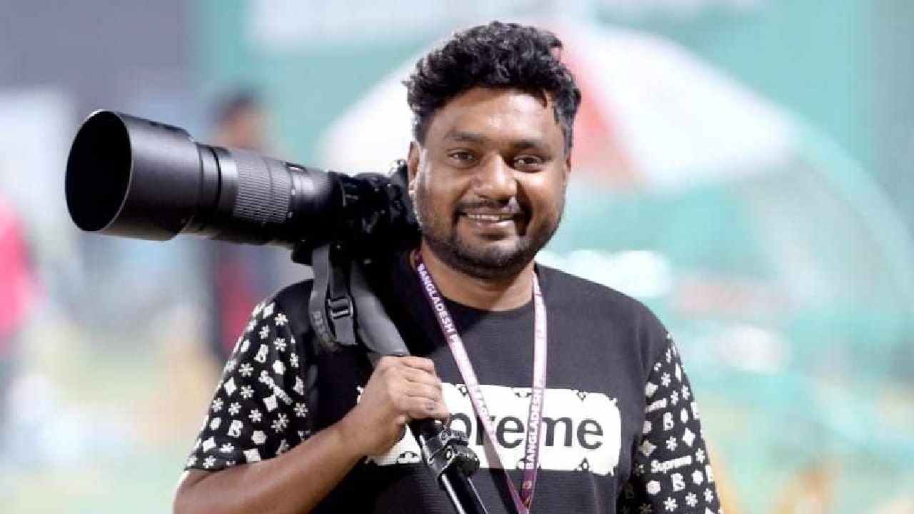 দৈনিক কালবেলার ফটো সাংবাদিক মোহাম্মদ সুমন। ছবি : কালবেলা