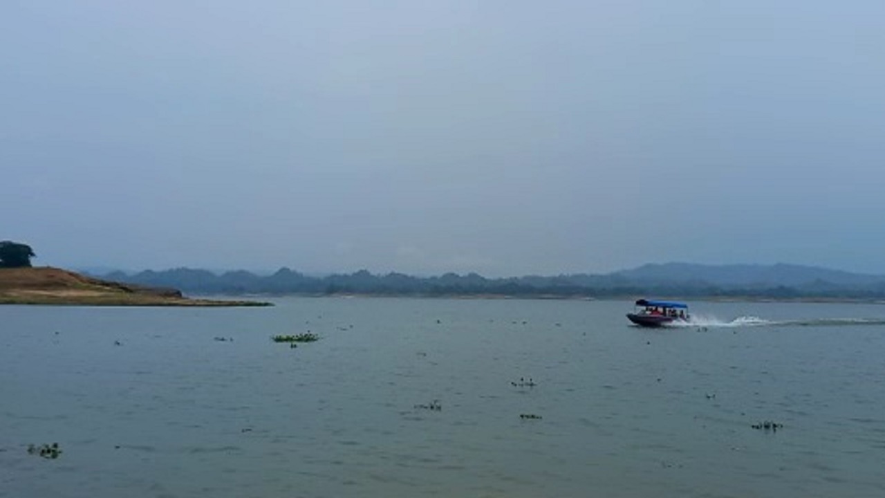 কাপ্তাই হ্রদ। ছবি : কালবেলা
