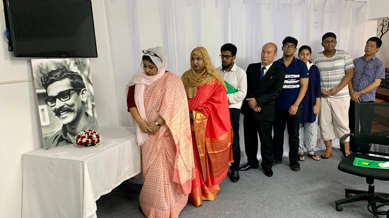 বিশ্বের বিভিন্ন দেশে বাংলাদেশের দূতাবাস ও হাইকমিশন যথাযোগ্য মর্যাদায় শেখ কামালের ৭৪তম জন্মবার্ষিকী পালন। ছবি : কালবেলা