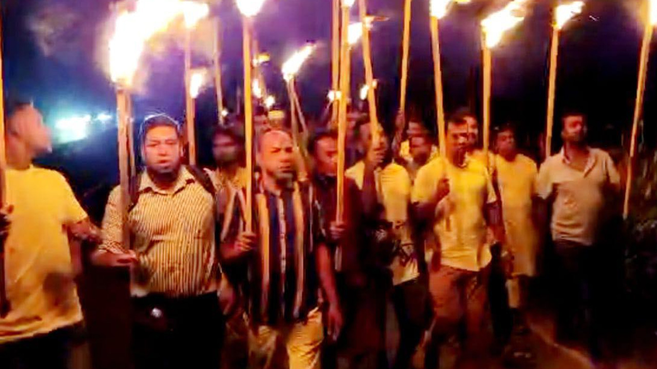 যুবদলের মশাল মিছিল। ছবি : কালবেলা