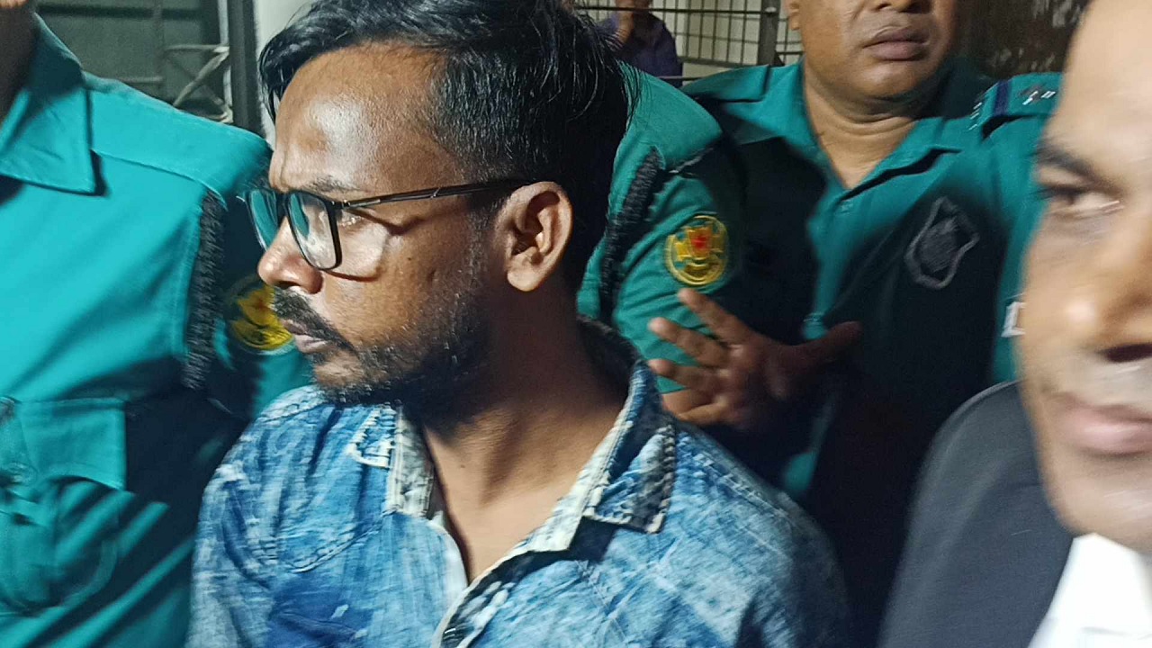 হিরো আলম। ছবি: সংগৃহীত