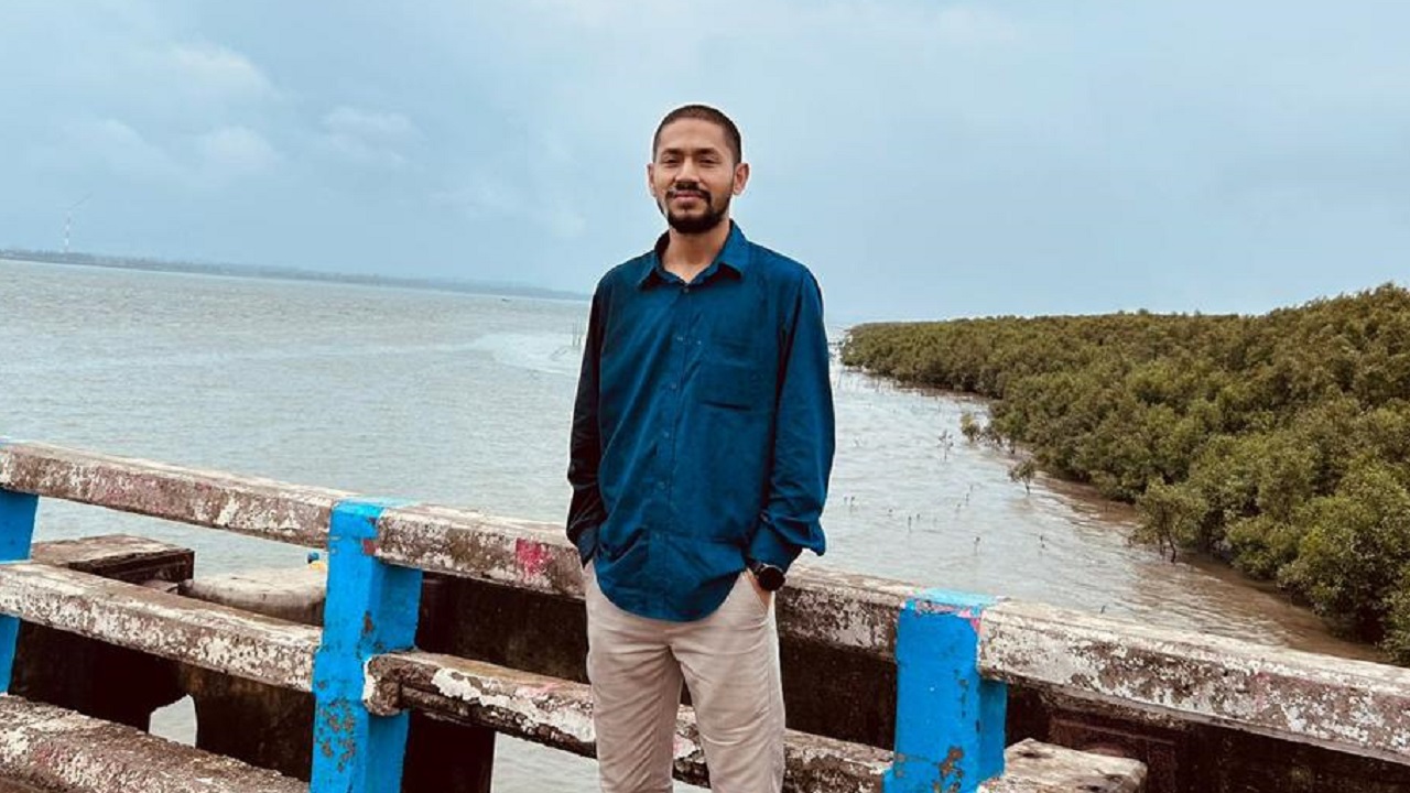 ৪১তম বিসিএস (প্রশাসন) মেধা তালিকায় প্রথম স্থান অধিকার করা মো. নাঈমুর রহমান। ছবি : সংগৃহীত