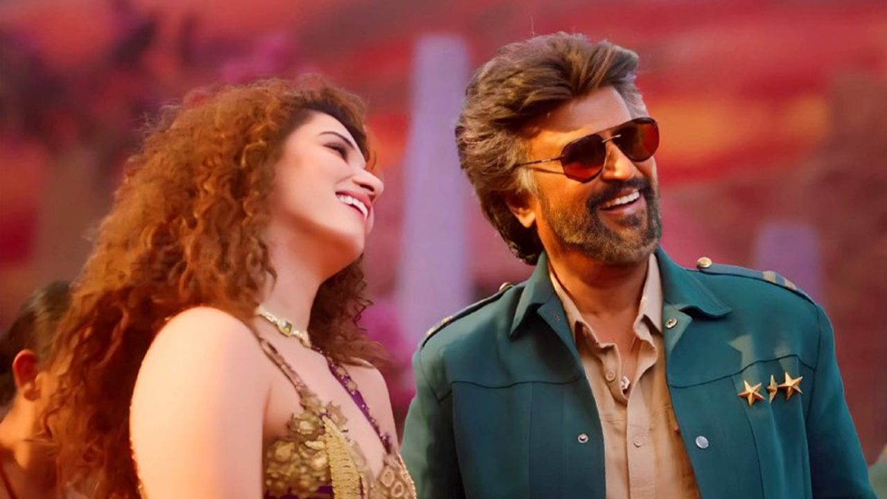 ‘জেইলার’ সিনেমার গানের দৃশ্যে রজনীকান্ত ও তামান্না। ছবি : সংগৃহীত