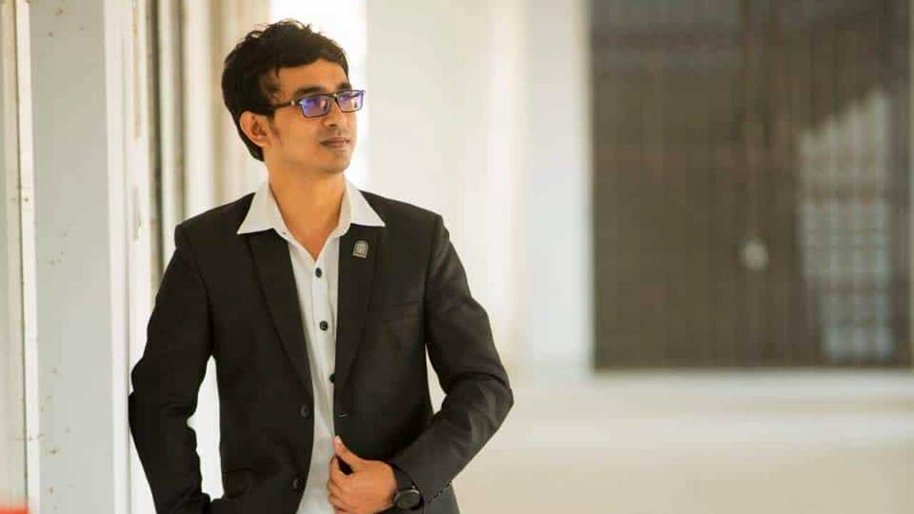কেন্দ্রীয় ছাত্রলীগের সাবেক সদস্য অ্যাডভোকেট প্রবাল চৌধুরী পূজন। ছবি : সংগৃহীত