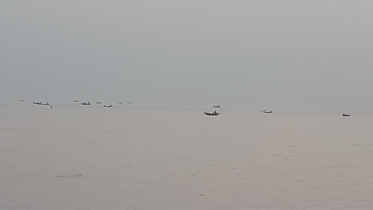 উত্তাল বঙ্গোপসাগর। ছবি : কালবেলা