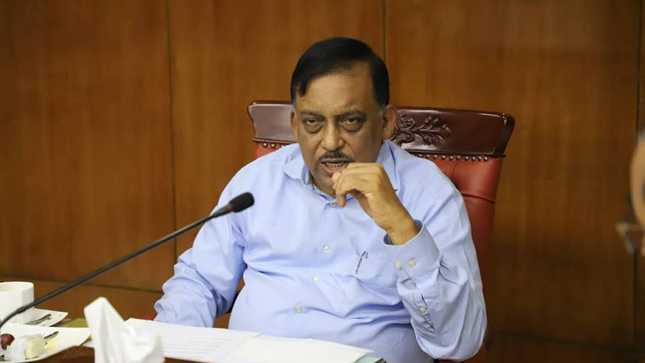 স্বরাষ্ট্রমন্ত্রী আসাদুজ্জামান খান। পুরোনো ছবি