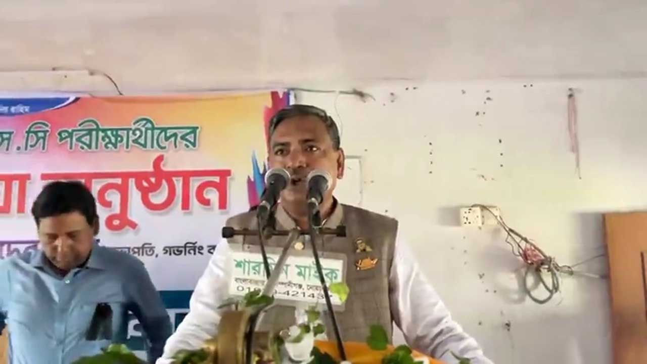 বসুরহাট পৌরসভার মেয়র আবদুল কাদের মির্জা। ছবি : কালবেলা