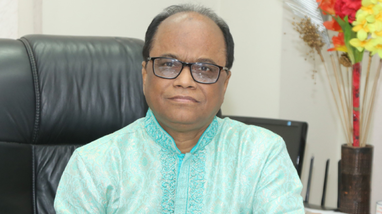 দৈনিক যুগান্তর সম্পাদক সাইফুল আলম । ছবি : সংগৃহীত