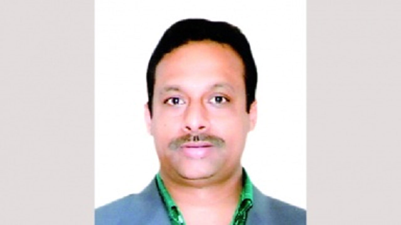 দৈনিক আমাদের সময়ের প্রকাশক অ্যাডভোকেট তাপস মজুমদার। ছবি : সংগৃহীত