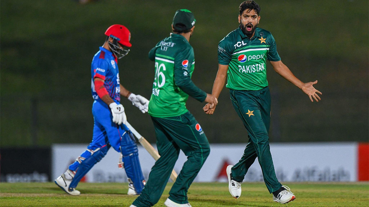 আফগান ব্যাটিং লাইনআপ একাই ধসিয়ে দেন হারিস রউফ। ছবি : সংগৃহীত