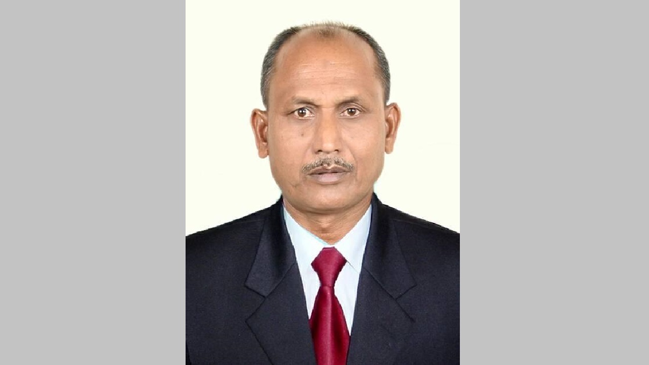 সাময়িক বরখাস্ত হওয়া এনায়েতপুর থানা আওয়ামী লীগের কার্যনির্বাহী সদস্য মো. আব্দুল কুদ্দুস। ছবি : সংগৃহীত