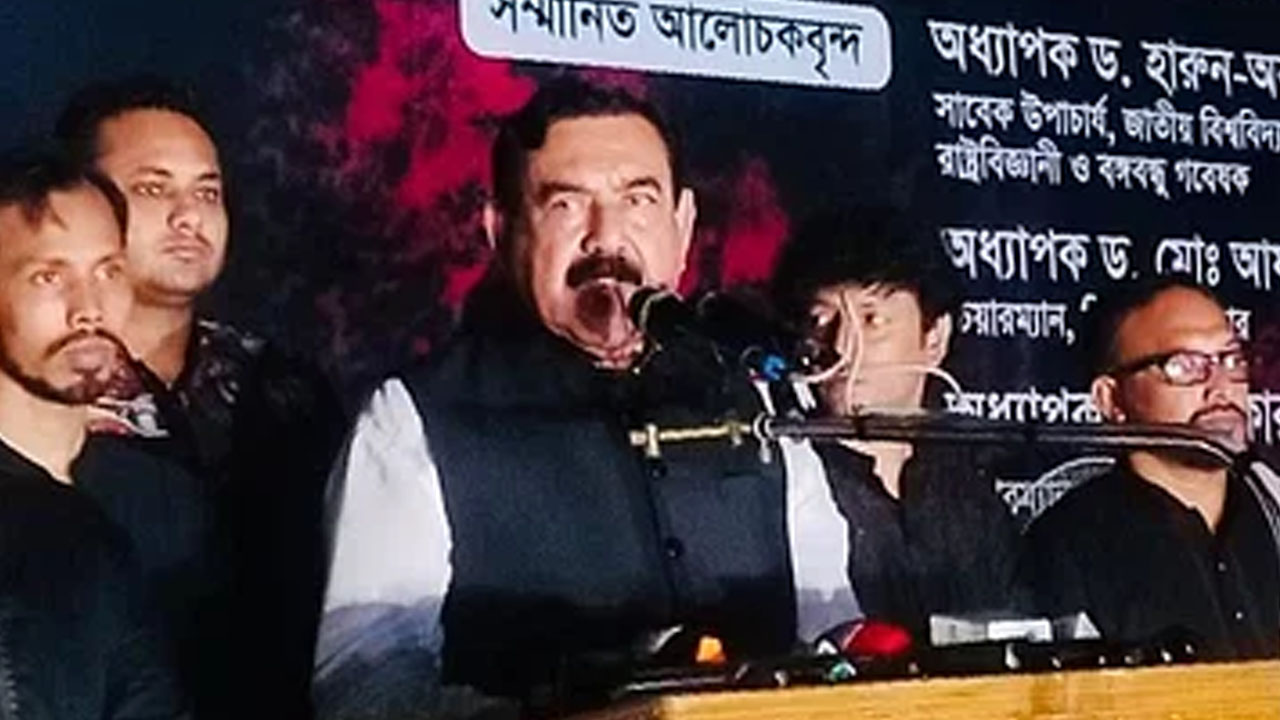 আওয়ামী লীগের সভাপতিমণ্ডলীর সদস্য শাজাহান খান। ছবি : সংগৃহীত