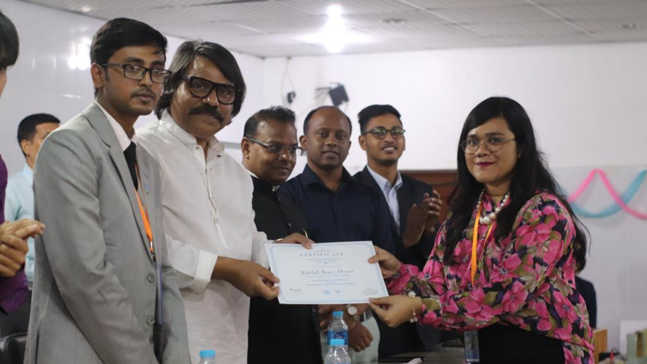 রাজশাহী বিশ্ববিদ্যালয়ে ছায়া জাতিসংঘের সম্মেলনের সমাপনী অধিবেশন। ছবি : সৌজন্য