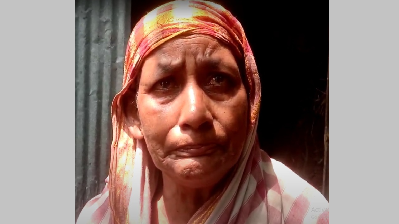 ৭০ বছর বয়সী বিধবা সাহেরা খাতুন। ছবি : কালবেলা