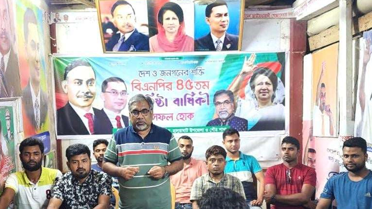 বক্তব্য রাখছেন সৈয়দ এমরান সালেহ প্রিন্স। ছবি : কালবেলা