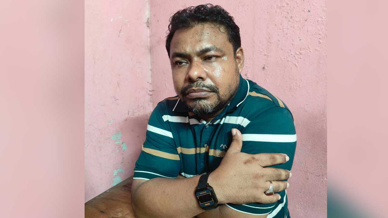 আটক আসামি মো. মোমিন। ছবি : সংগৃহীত