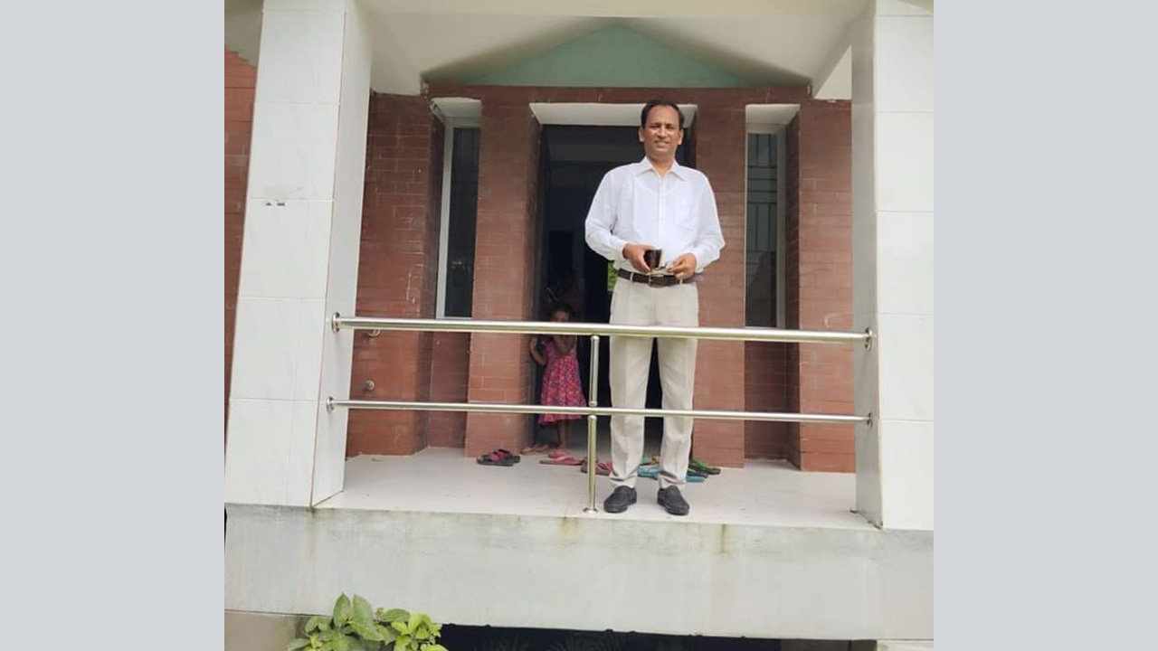 স্কুলছাত্রের মৃত্যুর ঘটনায় প্রধান শিক্ষকসহ দুই জনের বিরুদ্ধে মামলা। ছবি : কালবেলা 