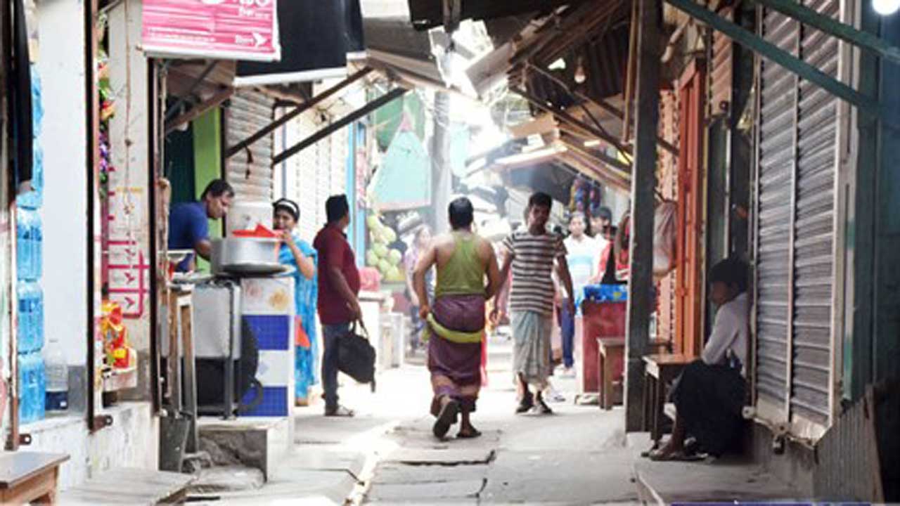 দৌলতদিয়া যৌনপল্লী। ছবি : কালবেলা