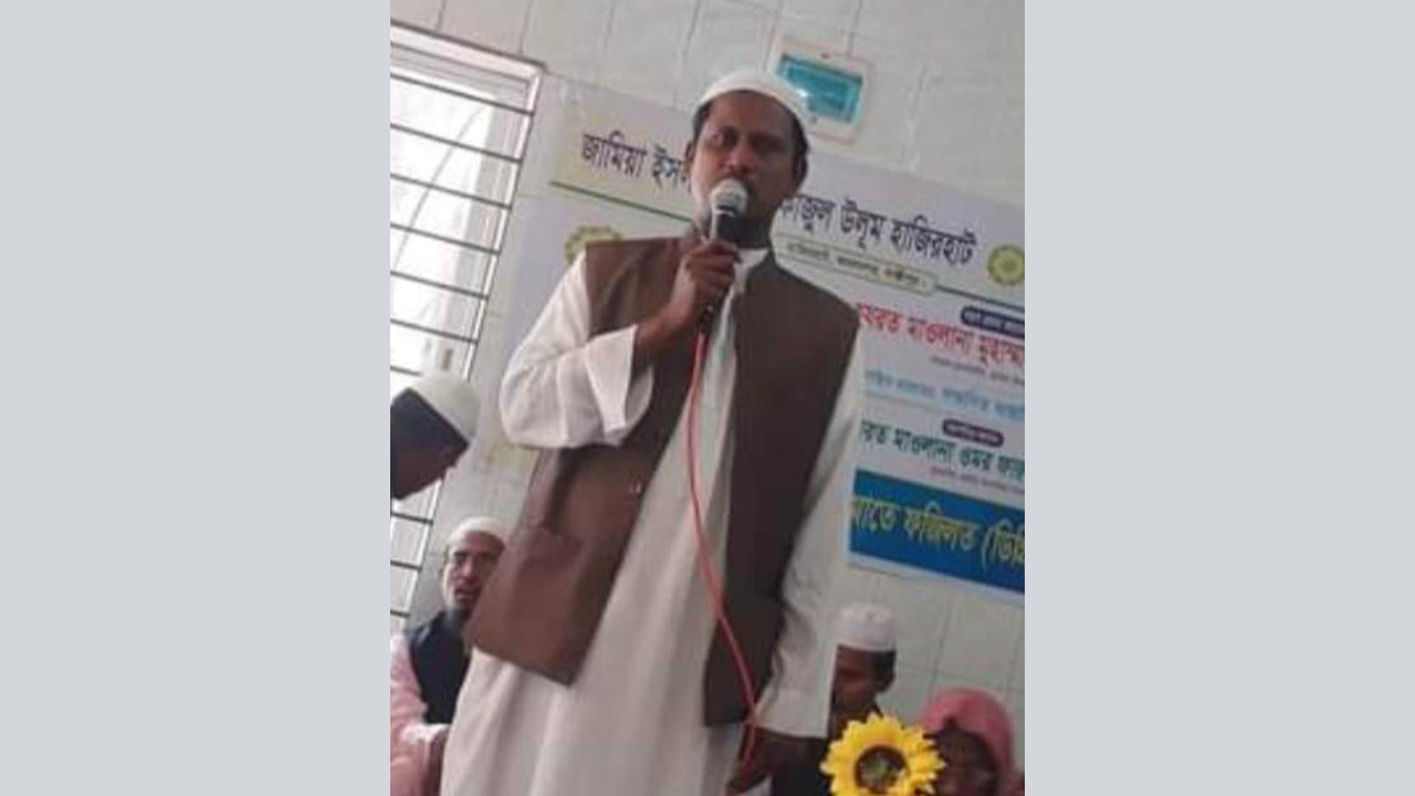 অভিযুক্ত স্বামী মাওলানা ওমর ফারুক। ছবি : কালবেলা